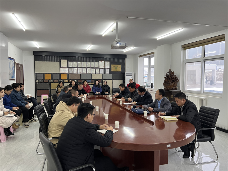 公司黨委委員、紀(jì)委書記李榮一行到基層單位調(diào)研指導(dǎo)工作2.png